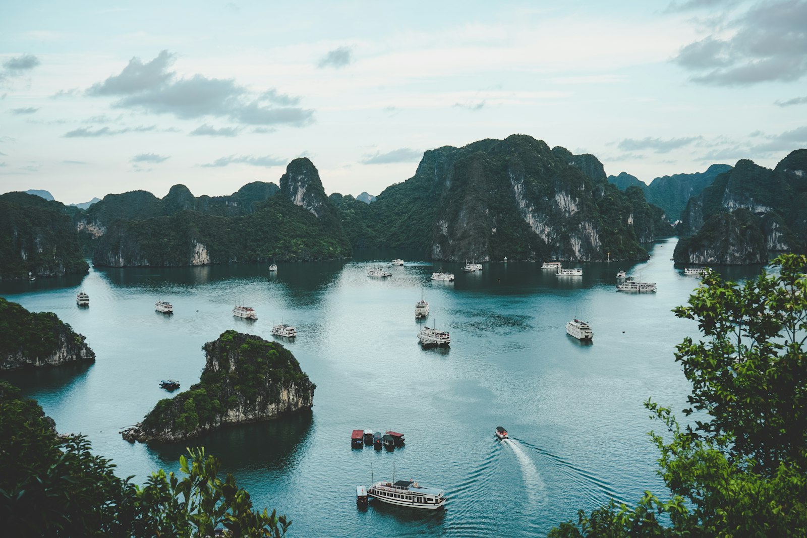 16 Days Private Tour of Beijing - Xi'an - Guilin - Chengdu - Shanghai